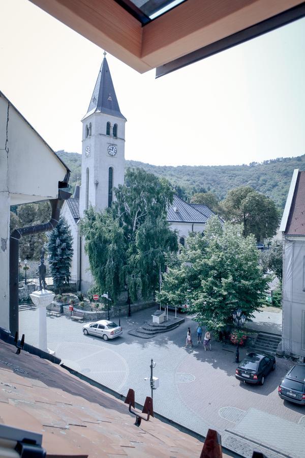 Hotel LaBor Kvártély Tokaj Exterior foto